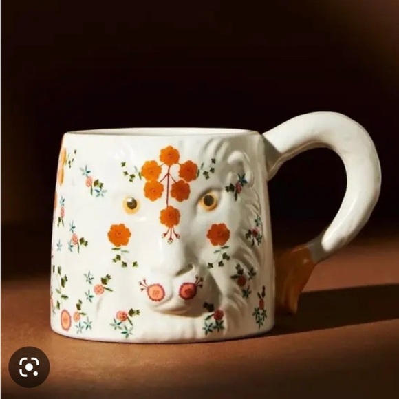 Anthropologie lion mug (like new used twice) - Picture 5 of 5